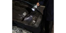 تصویردیگری ازچراغ شارژی درحال استفاده