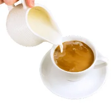 شیر و قهوه
