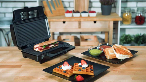 ساندویچ ساز 4 کاره سنکور